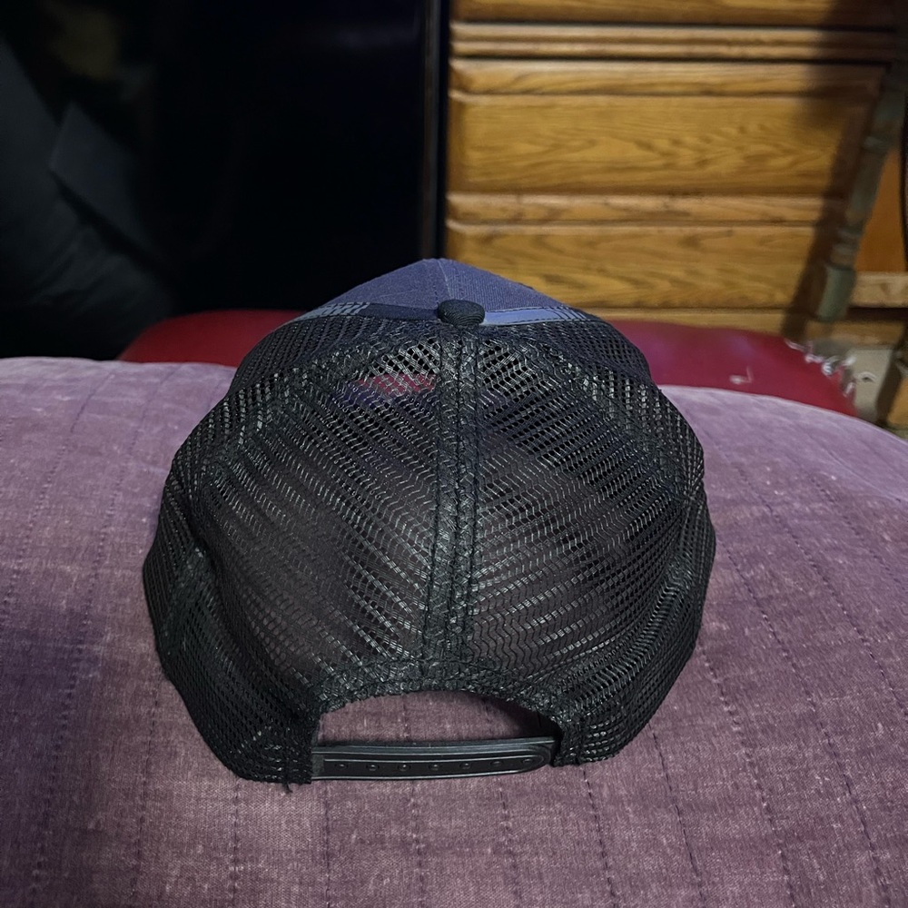 John Deere cotton and mesh SnapBack cap - Picture 6 of 7